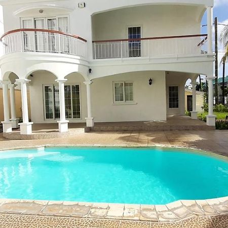 Villa Le Mirage A 150M De La Plage Flic-en-Flacq Exteriér fotografie