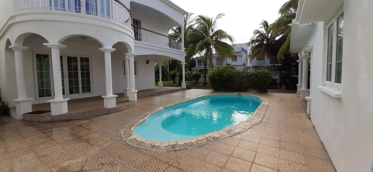 Villa Le Mirage A 150M De La Plage Flic-en-Flacq Exteriér fotografie